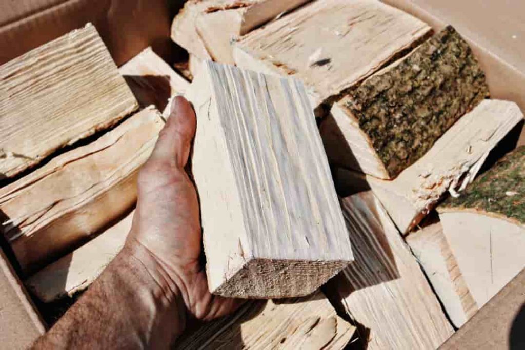 Kiln Dried short logs for small wood burners - Love-Logs.com
https://www.love-logs.com/products/hobbit-logs?variant=42737392353514
